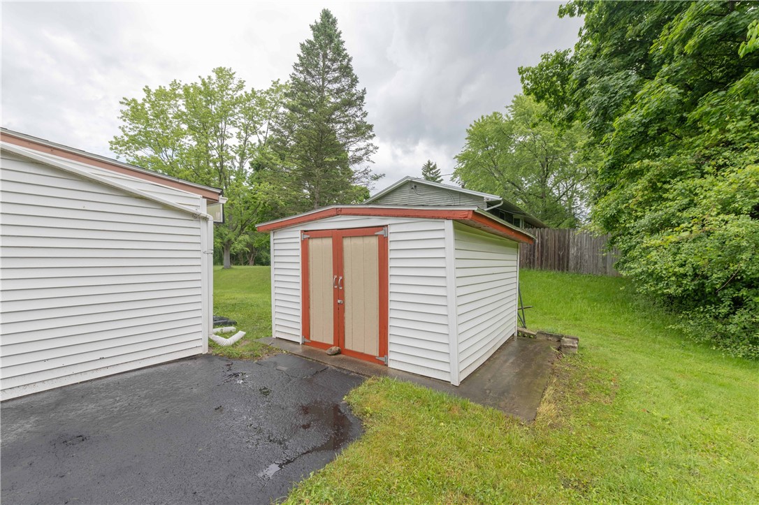 77 Dikeman Road Henrietta, NY 14534 - Photo 34 of 40