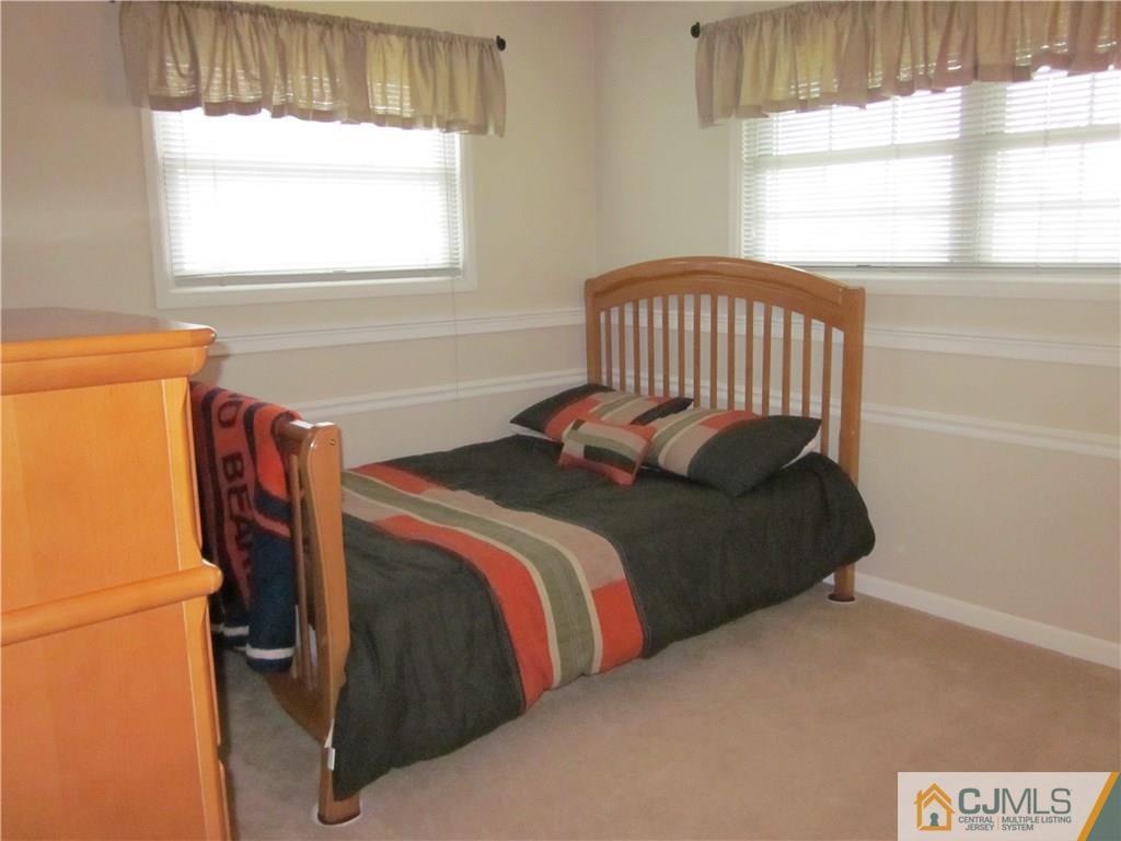 21 Calvin Road Kendall Park, NJ 08824 - Photo 8 of 10 Gallery Image 8