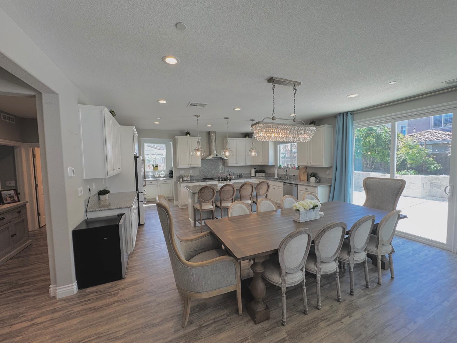 8026 Prairie Hawk Way Sacramento, CA 95829 - Photo 8 of 32