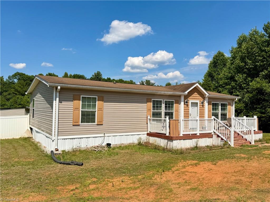 1001 Byrds Curve Road Elkin, NC 28621 - Photo 17 of 20