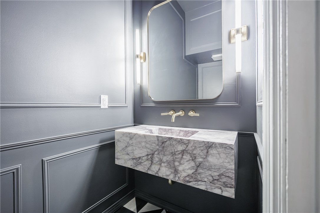 935 East Avenue Rochester, NY 14607 - Photo 25 of 50