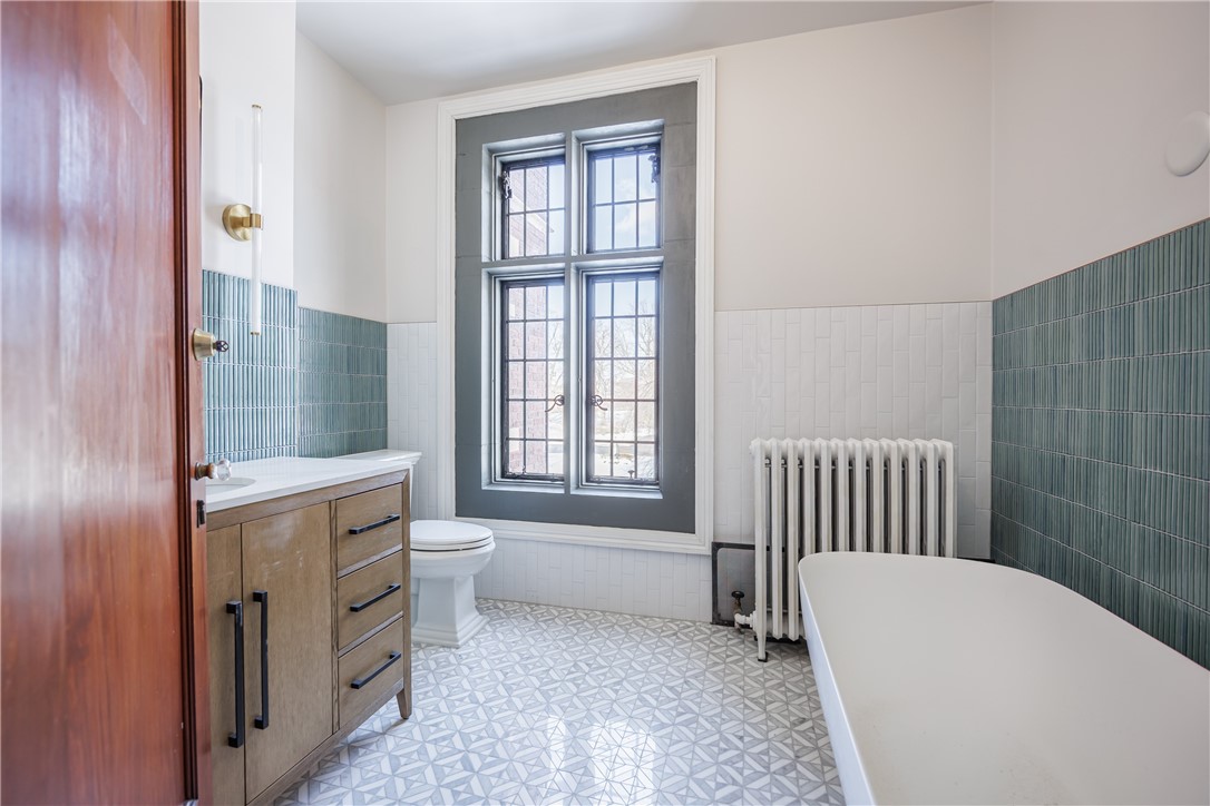 935 East Avenue Rochester, NY 14607 - Photo 36 of 50