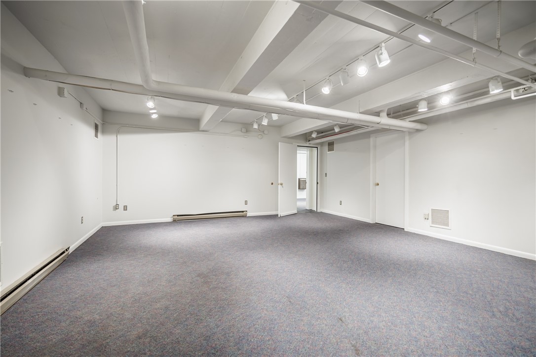 935 East Avenue Rochester, NY 14607 - Photo 47 of 50