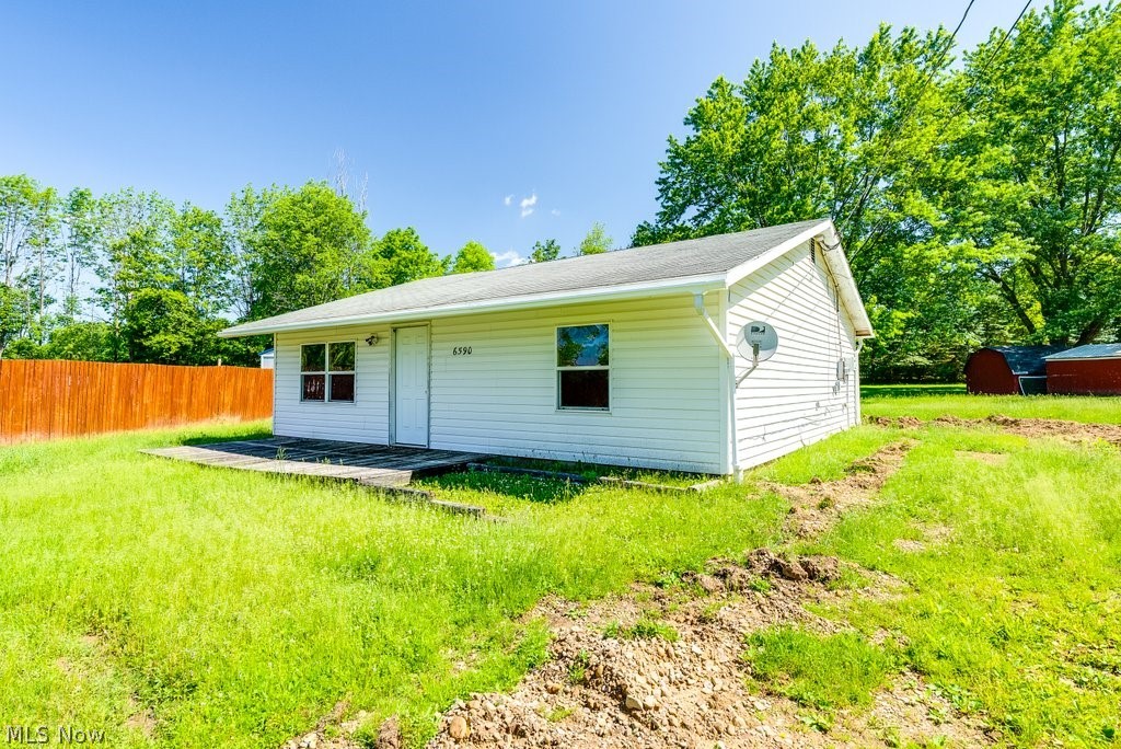 6590 Bronco Road Ravenna, OH 44266 - Photo 2 of 24 Gallery Image 2