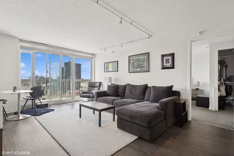$499,000 | 545 North Dearborn Street, Unit 2311, Chicago, IL 60654