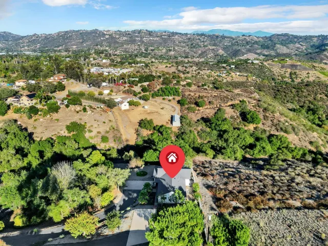 $1,100,000 | 1029 Rainbow Valley Court, Fallbrook, CA 92028