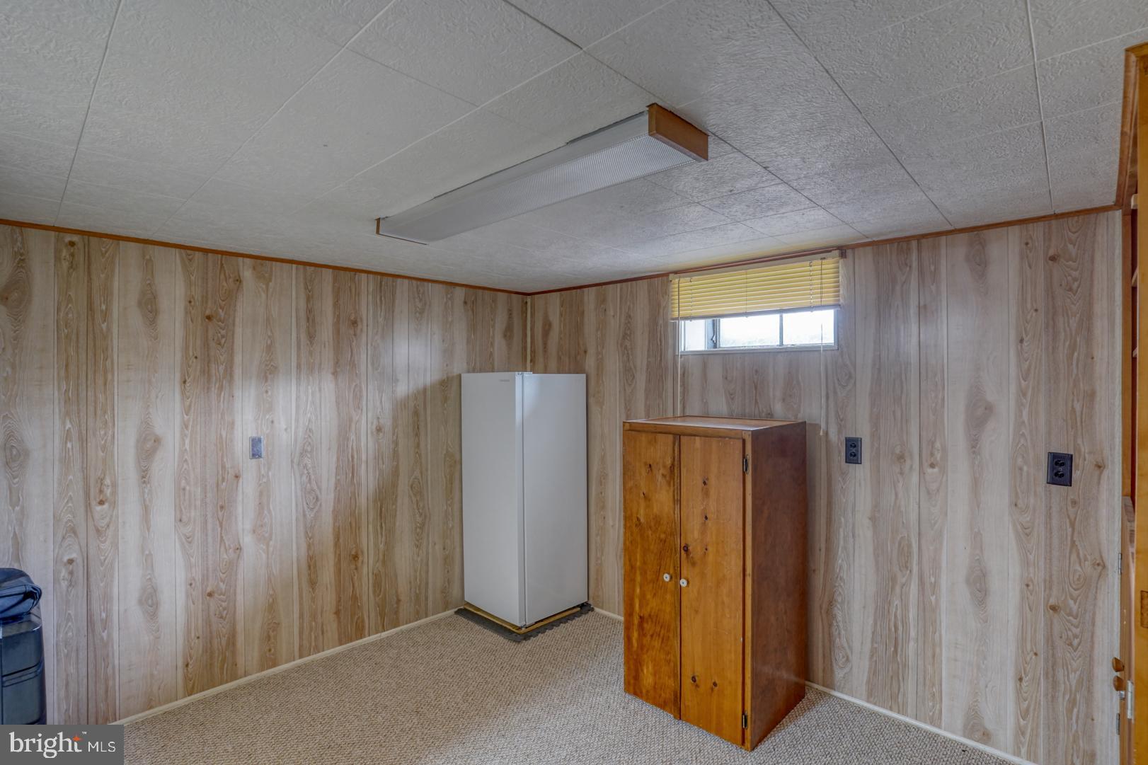 1245 Harrison Drive Dover, DE 19901 - Photo 21 of 47 a view of a hallway with closet area
