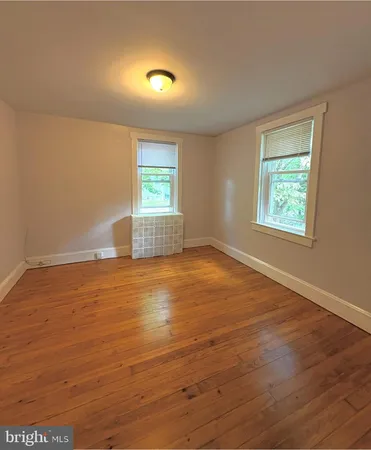 $2,950 | 813 River Road, Yardley, PA 19067