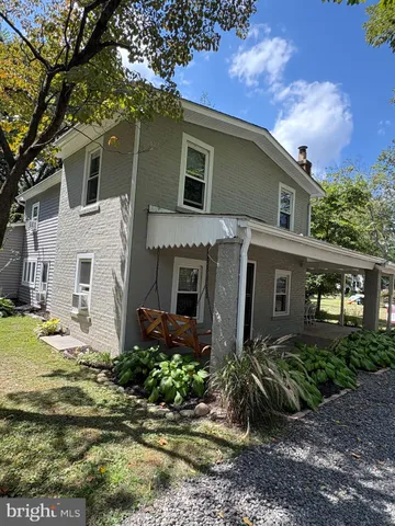 $2,800 | 813 River Road, Yardley, PA 19067