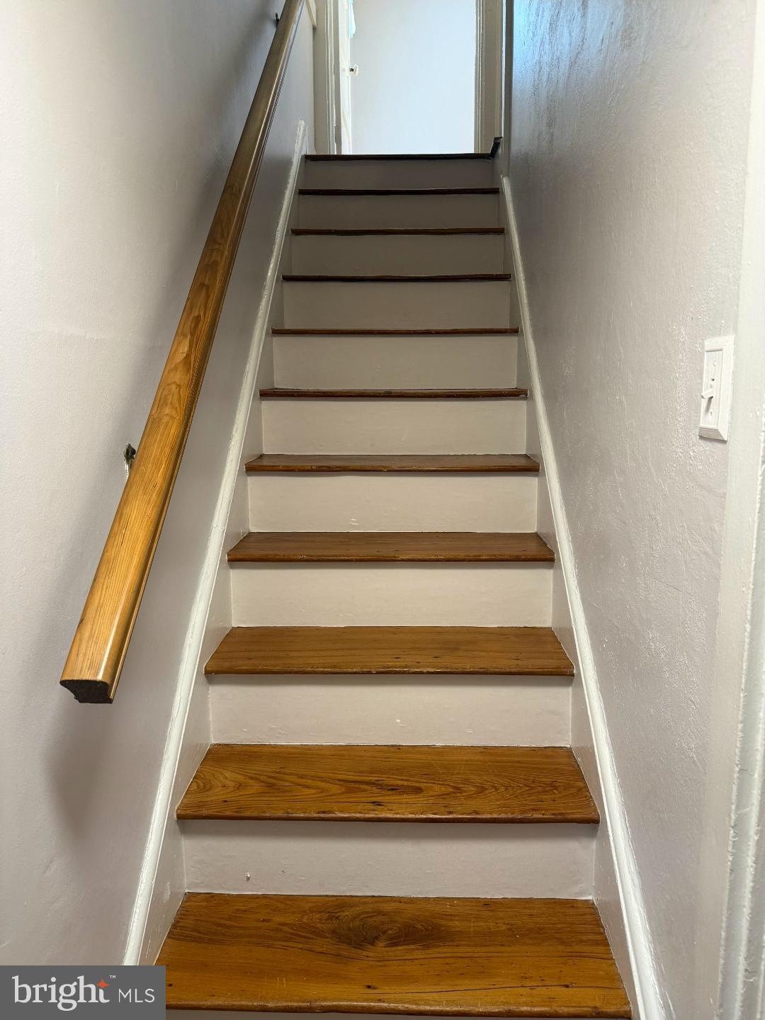 813 River Road Yardley, PA 19067 - Photo 7 of 31