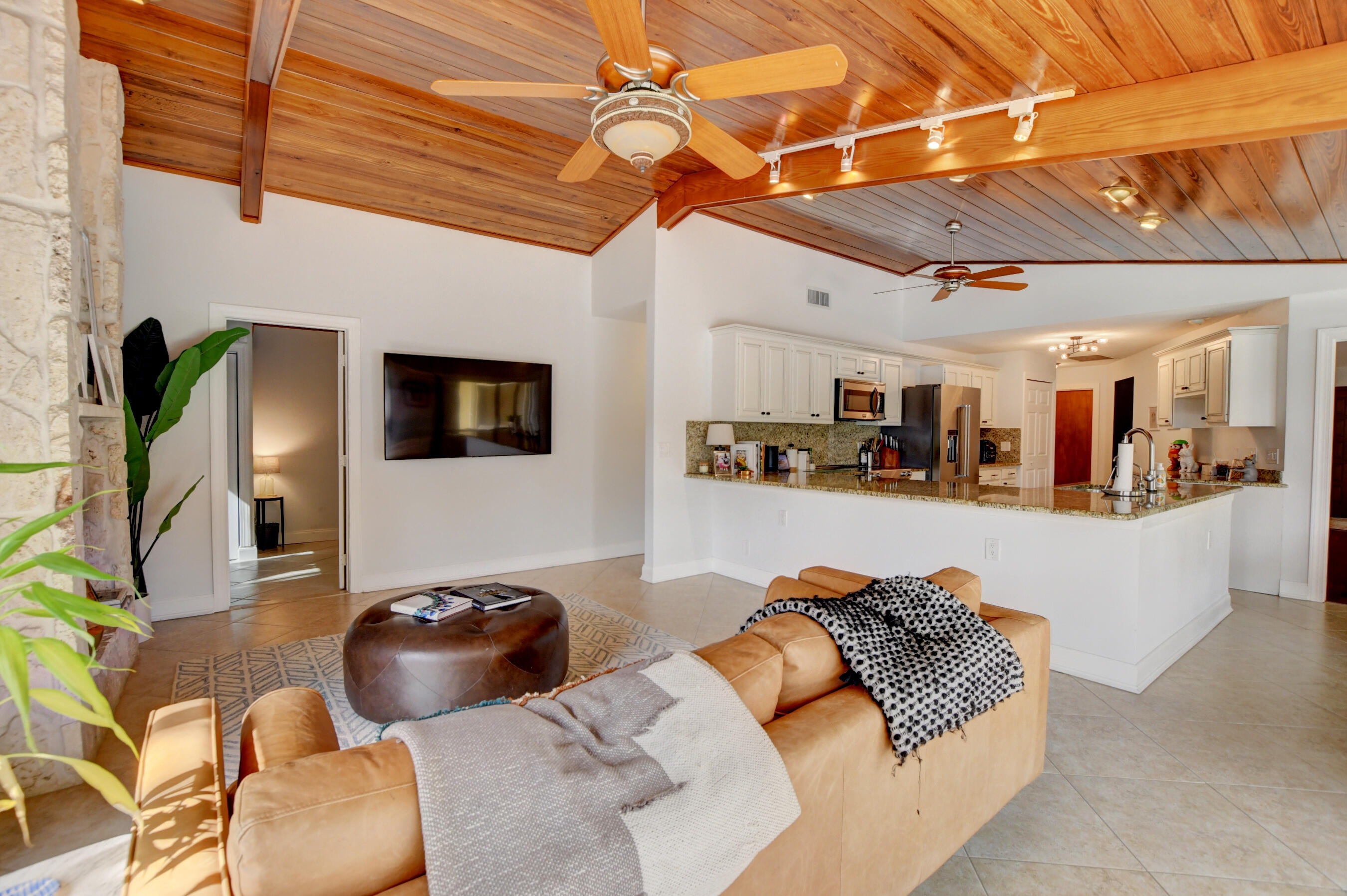 2848 Northwest 28th Street Boca Raton, FL 33434 - Photo 15 of 44 17_ebf_1599and4more