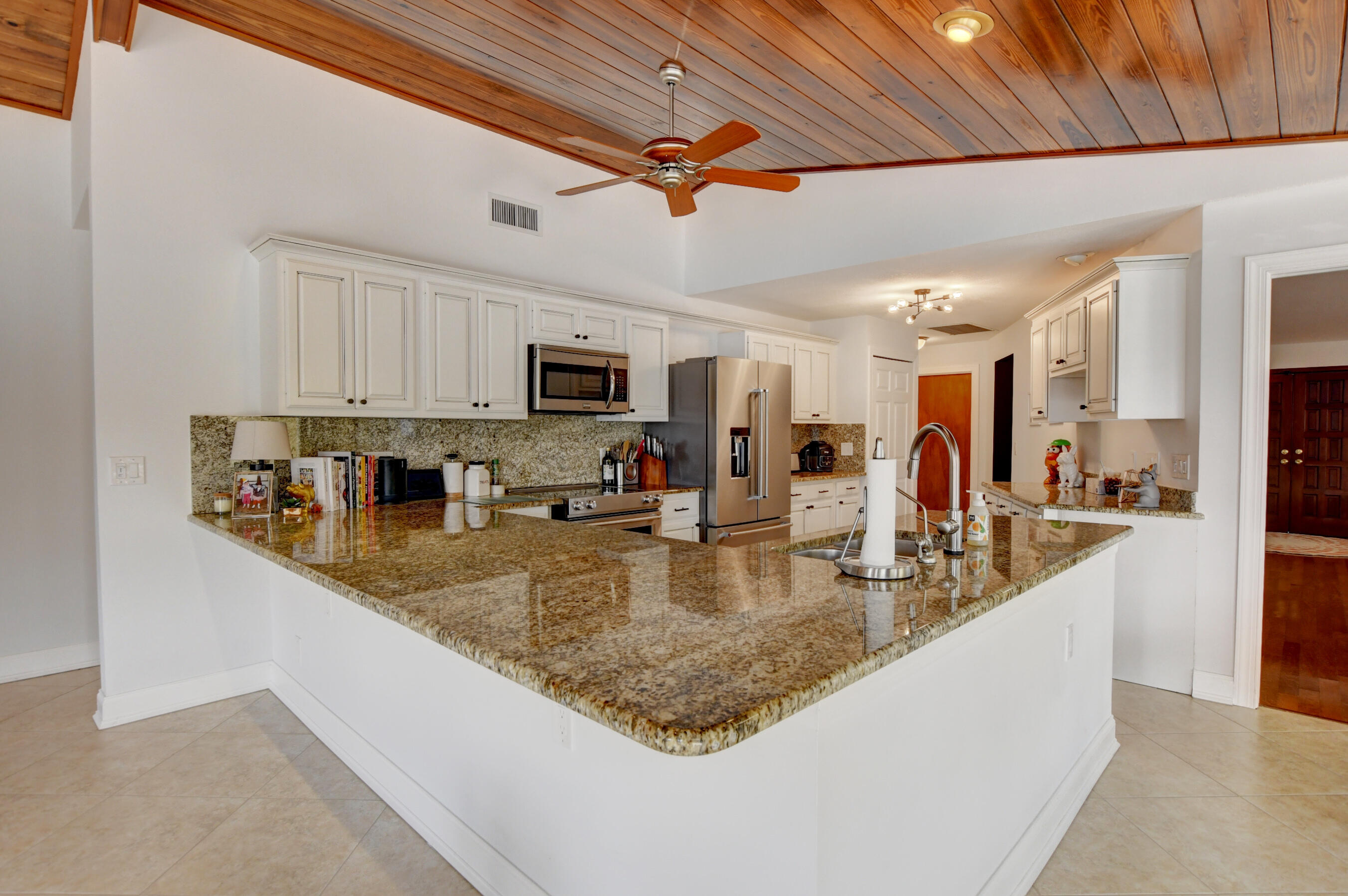 2848 Northwest 28th Street Boca Raton, FL 33434 - Photo 16 of 44 18_ebf_1604and4more