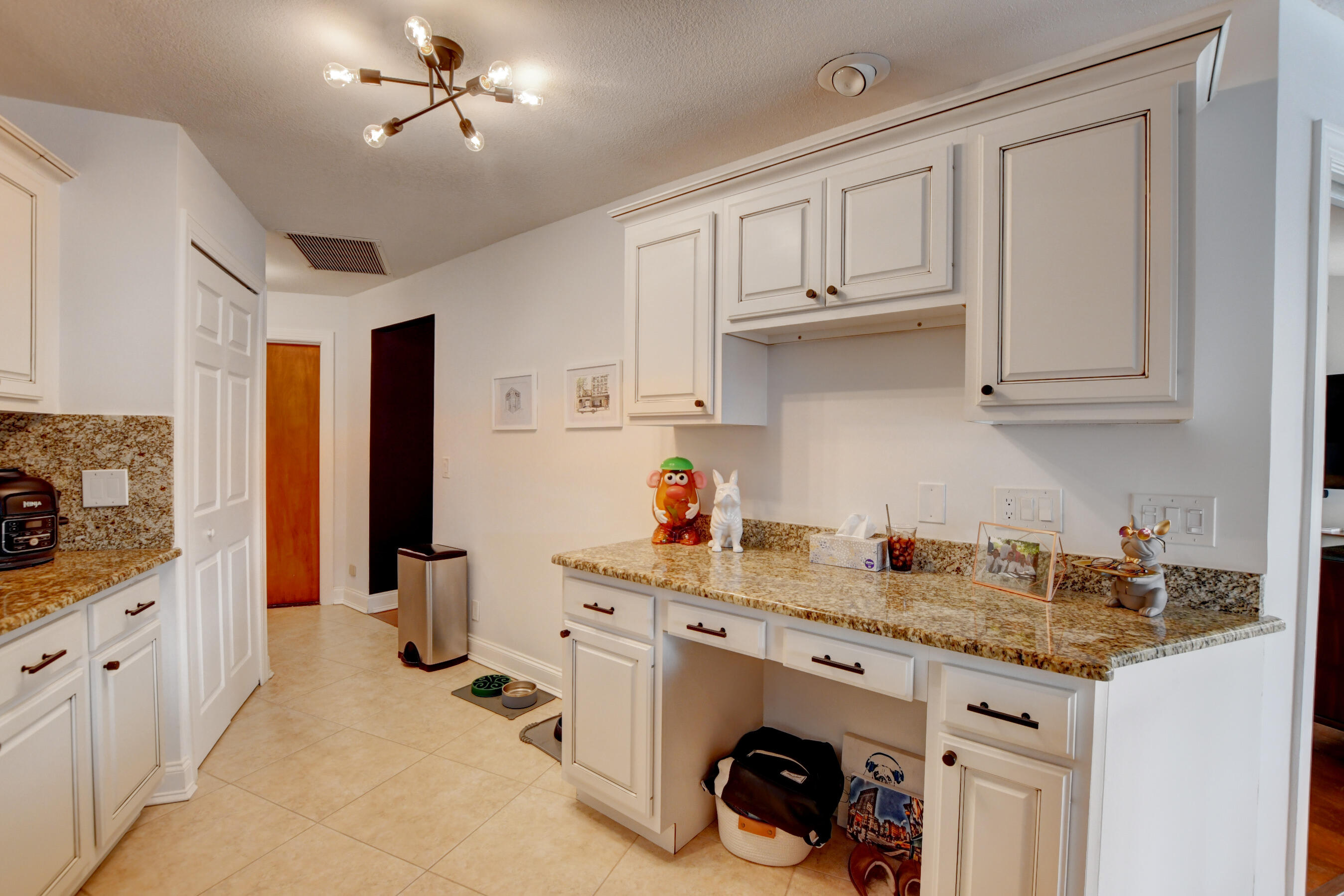 2848 Northwest 28th Street Boca Raton, FL 33434 - Photo 21 of 44 23_ebf_1629and4more