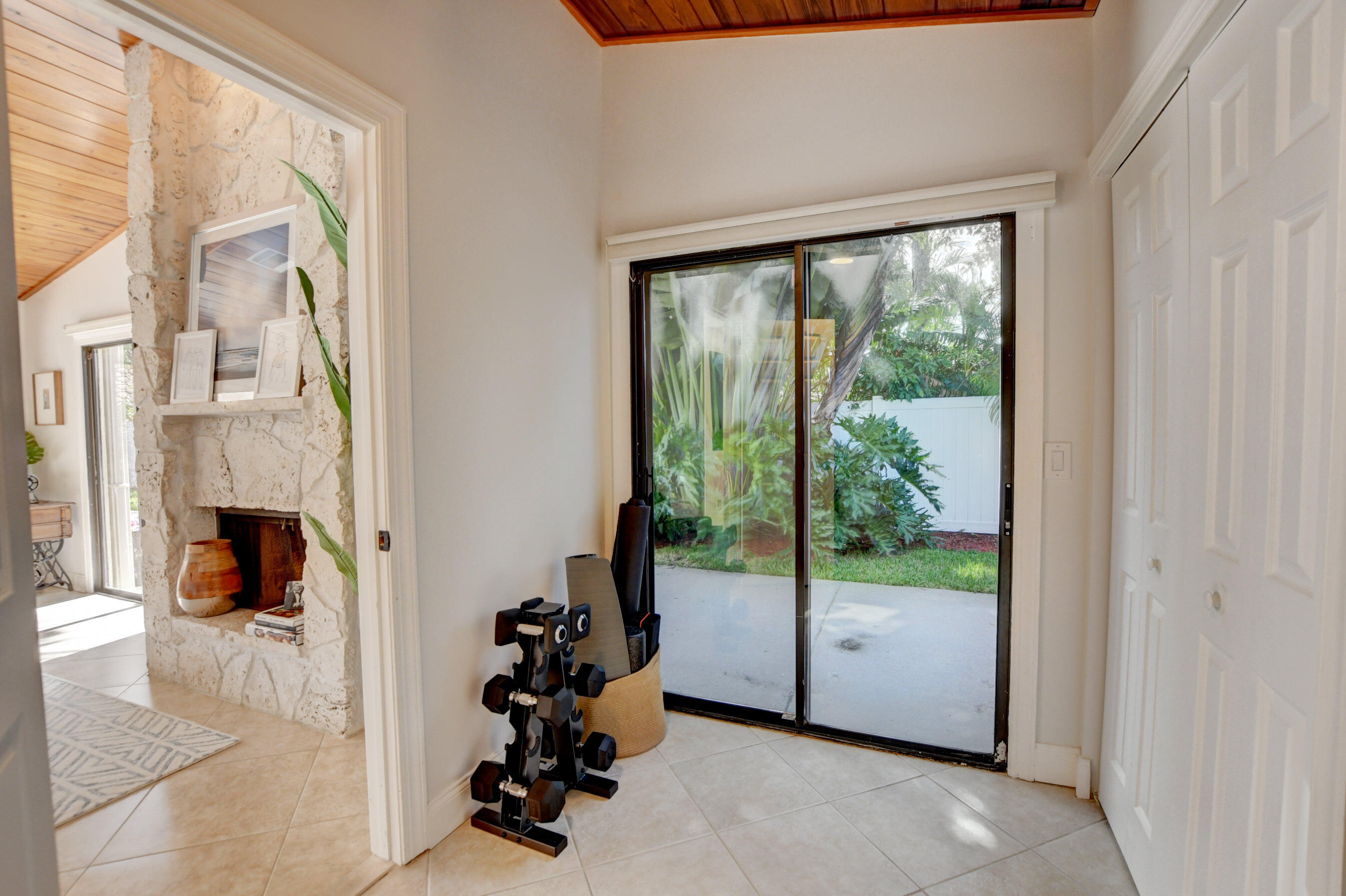 2848 Northwest 28th Street Boca Raton, FL 33434 - Photo 29 of 44 31_ebf_1669and4more