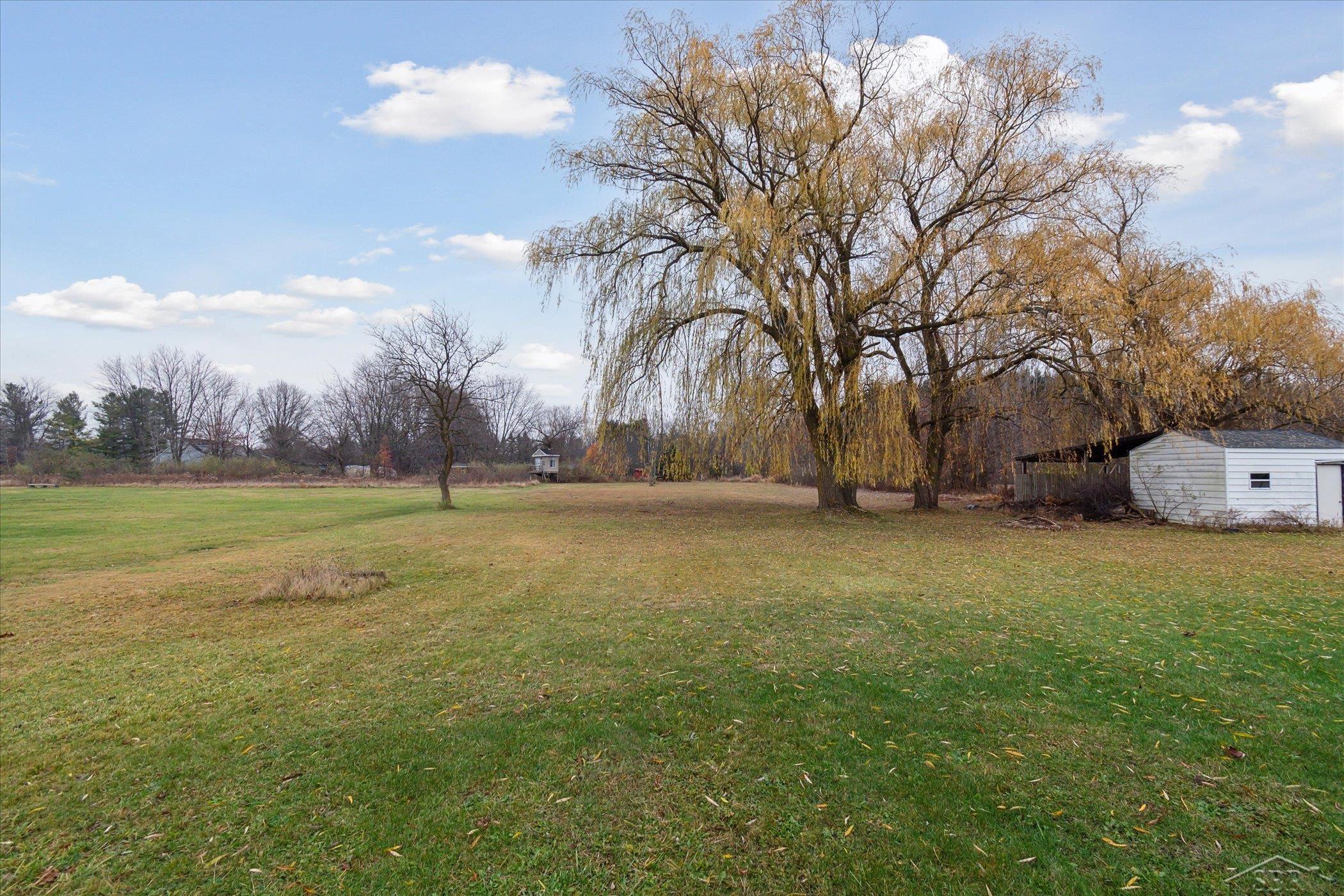 2089 South Brennan Road Hemlock, MI 48626 - Photo 27 of 49