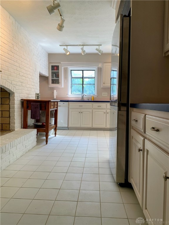 6518 Reigate Road Dayton, OH 45459 - Photo 25 of 86 Gallery Image 25