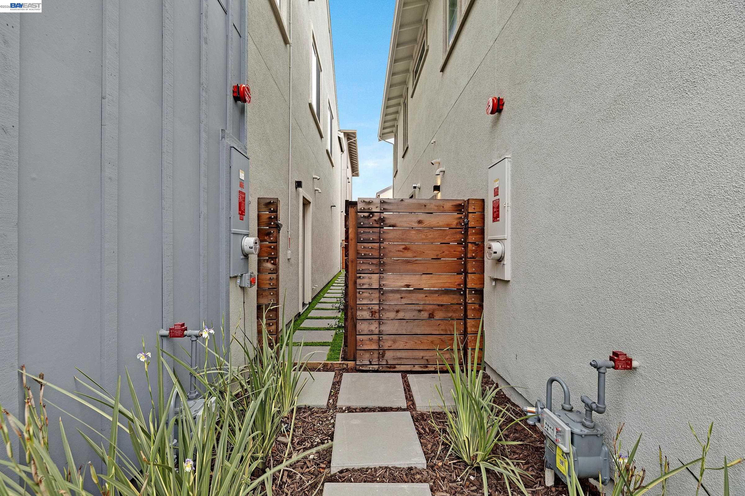 5990 Peridot Place Dublin, CA 94568 - Photo 33 of 43