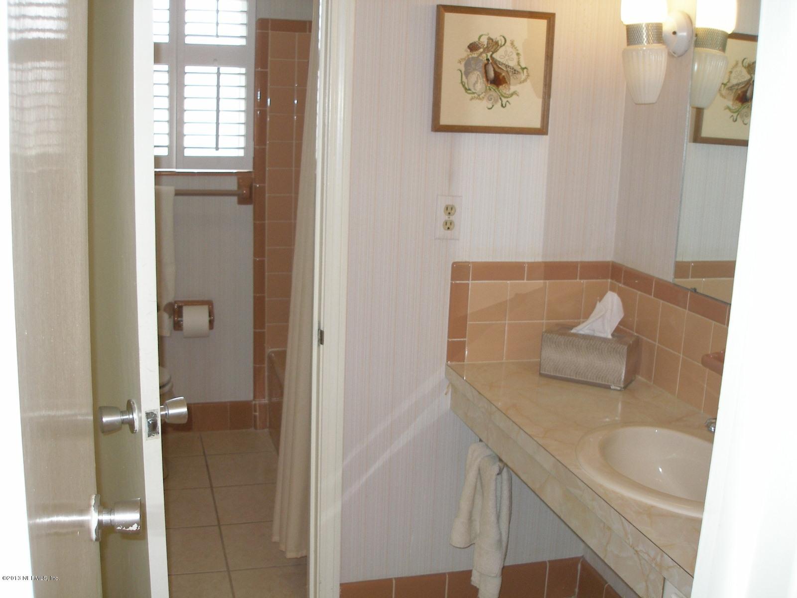 8081 Alderman Road Jacksonville, FL 32211 - Photo 15 of 16 Guest Bath