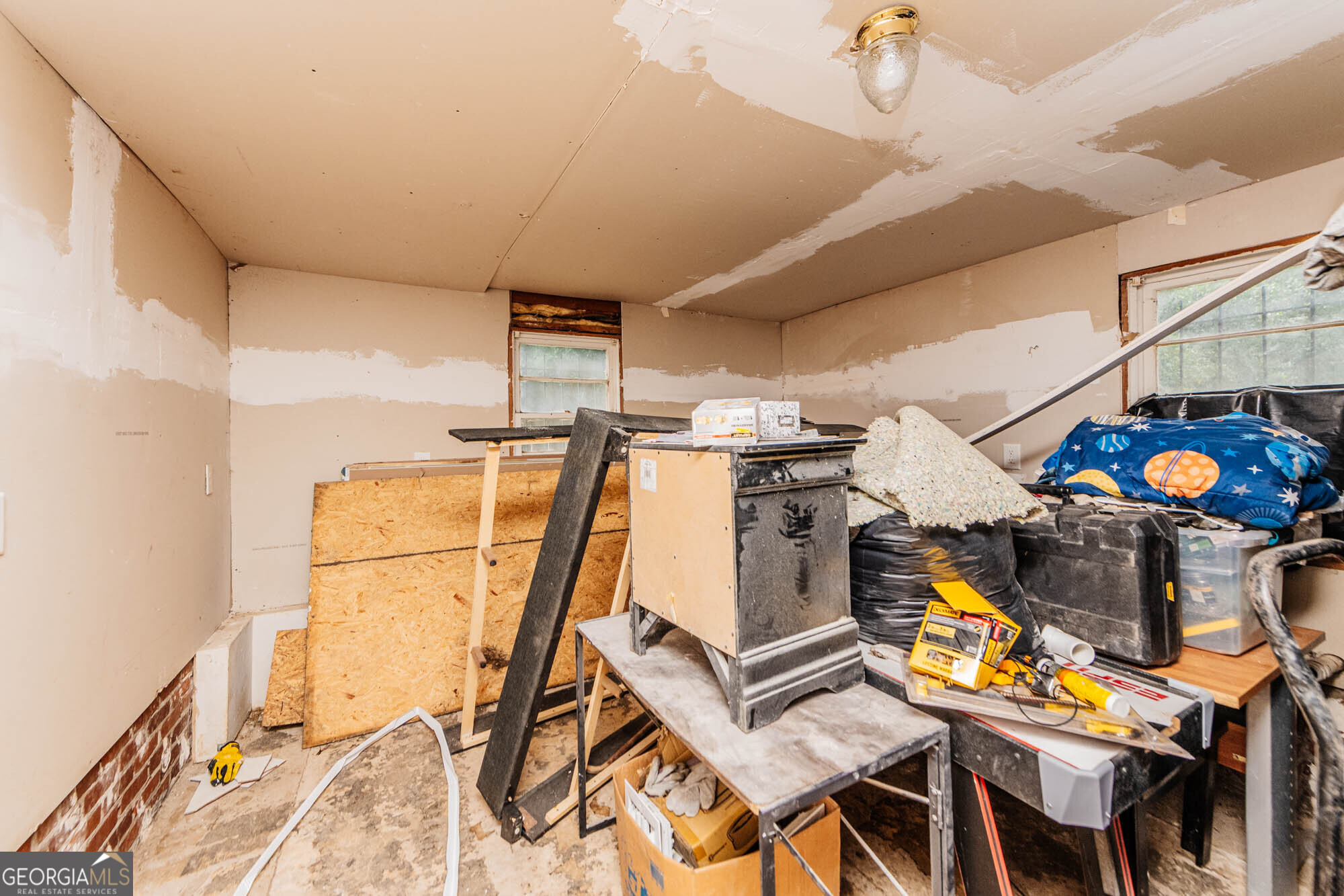 3706 Riggins Mill Road Macon, GA 31217 - Photo 20 of 30 a view of a room with gym equipment