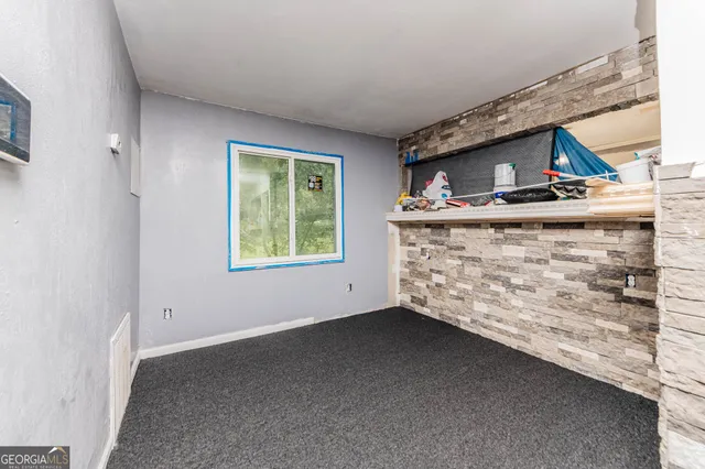 a view of outdoor space and window