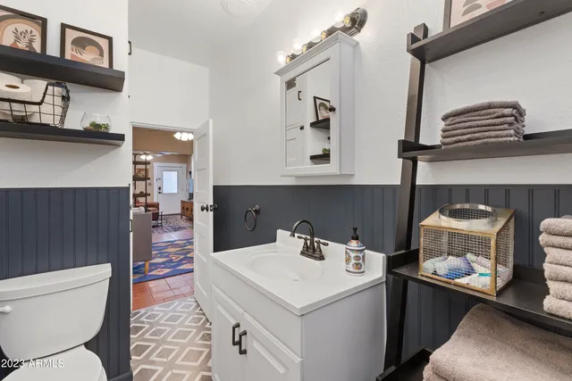 $1,650 | 188 South Adonis Avenue, Miami, AZ 85539