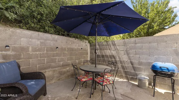 $1,650 | 188 South Adonis Avenue, Miami, AZ 85539