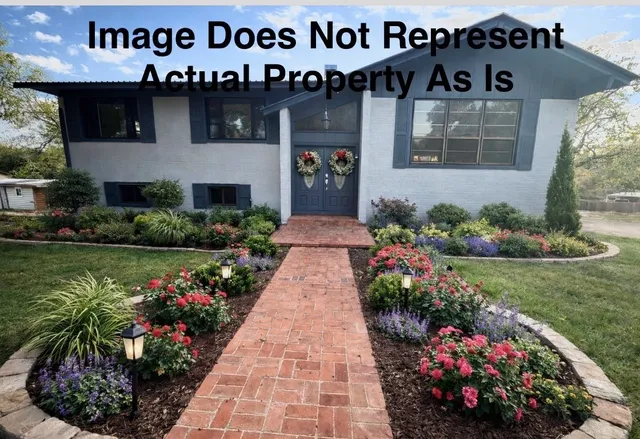 $329,000 | 465 North Horton Street, La Grange, TX 78945