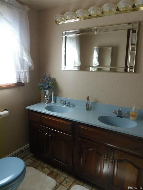 750 North Hacker Road Howell, MI 48843 - Photo 8 of 36