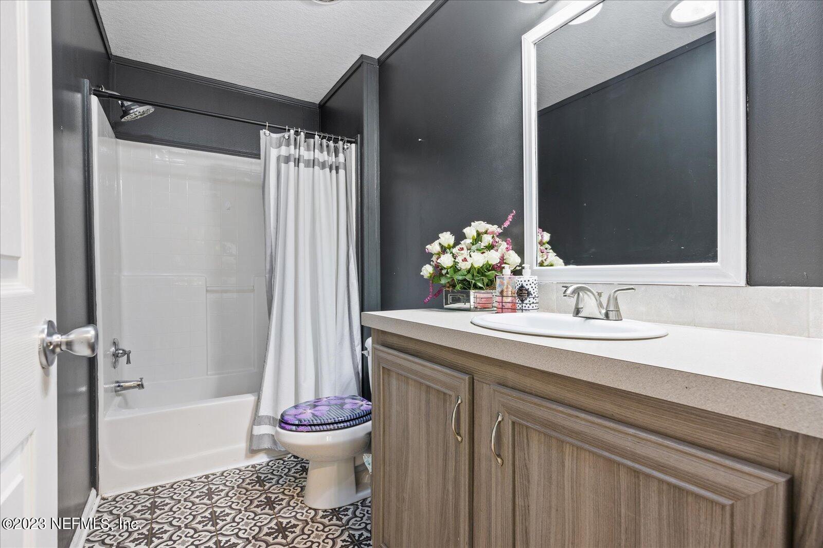 86097 Yulee Hills Road East Yulee, FL 32097 - Photo 24 of 40 Guess Bathroom