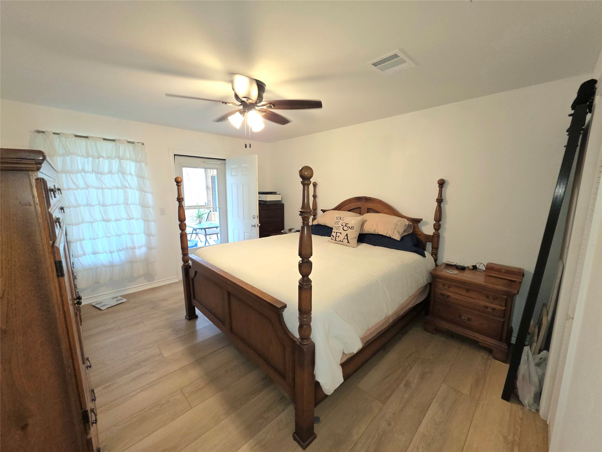 978 County Road 2859 Cleveland, TX 77327 - Photo 15 of 50 Mst Bedroom