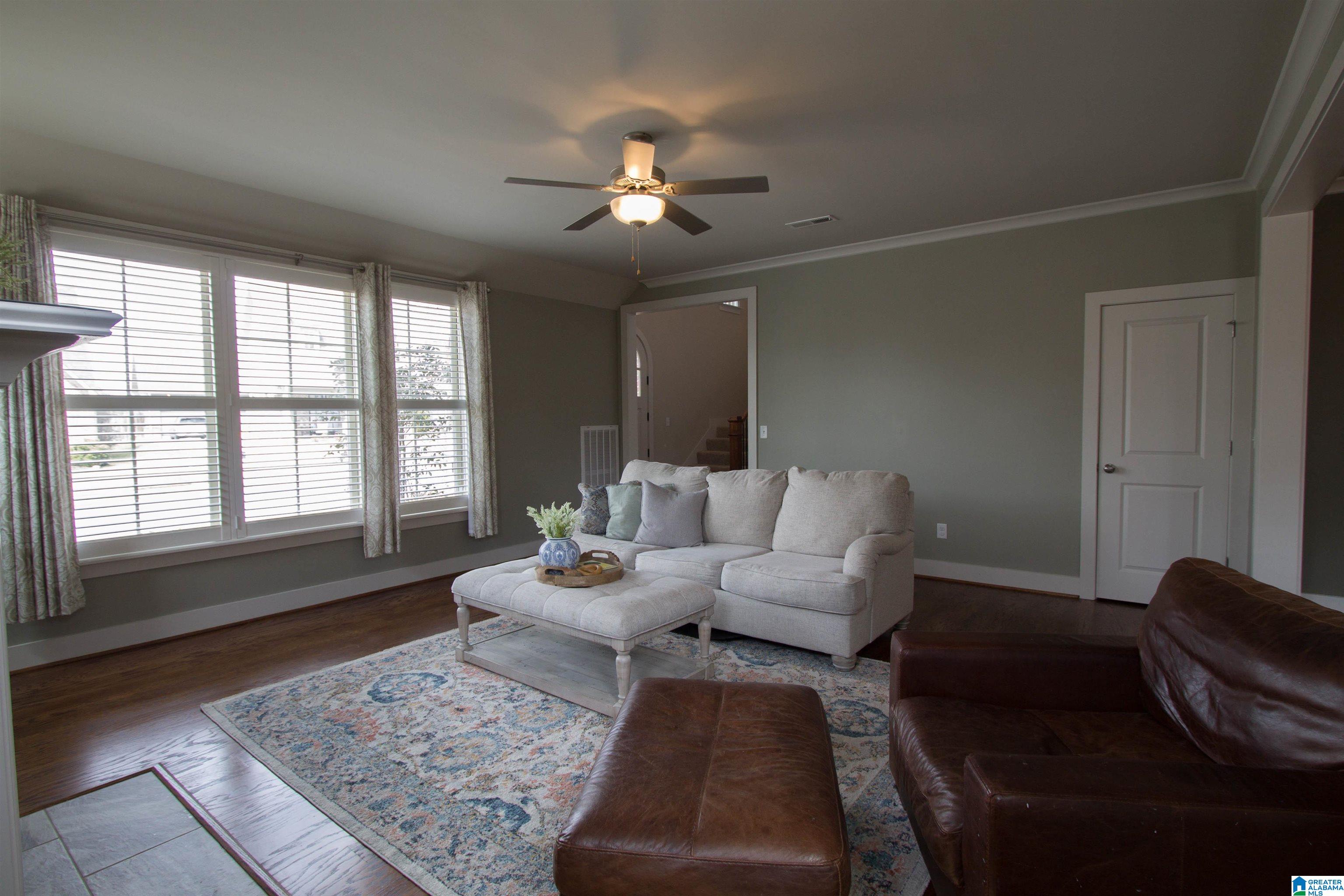 1049 Evan Circle Chelsea, AL 35043 - Photo 7 of 38