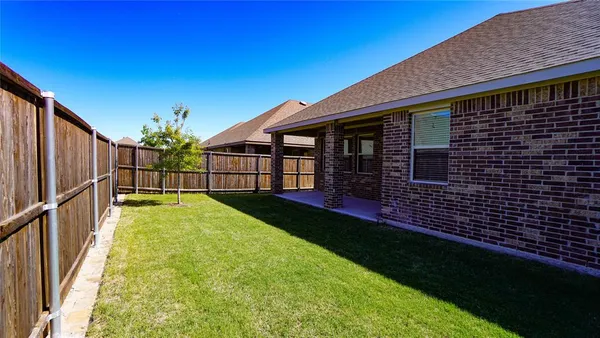 $2,300 | 710 John Adams Court, Fate, TX 75189