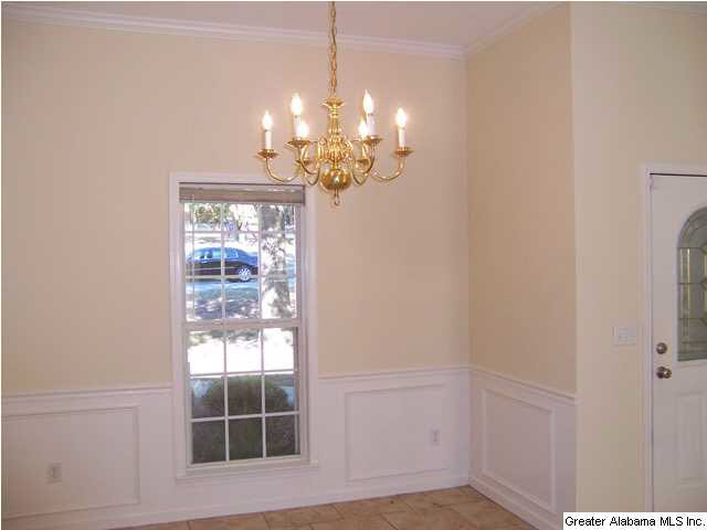 919 10th Street Southwest Alabaster, AL 35007 - Photo 3 of 11