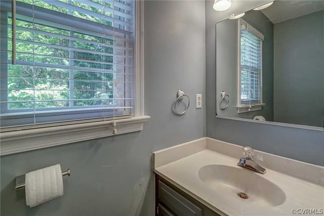 9714 Country Way Road Glen Allen, VA 23060 - Photo 16 of 39 Gallery Image 16