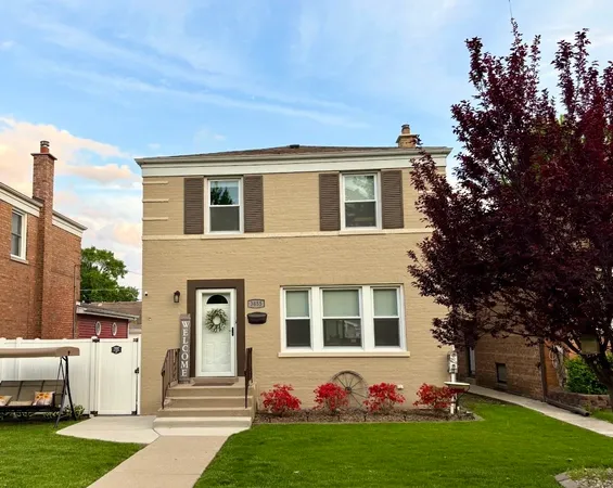$489,900 | 3855 West 109th Place, Chicago, IL 60655