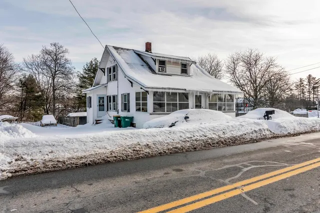 $499,900 | 10 Millville Street, Salem, NH 03079