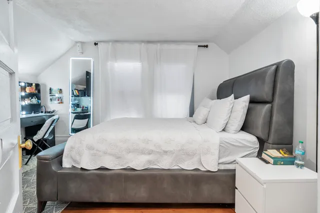 $499,900 | 10 Millville Street, Salem, NH 03079