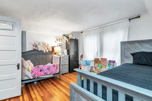 $499,900 | 10 Millville Street, Salem, NH 03079