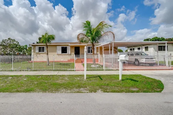 $549,000 | 17950 Northwest 6th Court, Miami Gardens, FL 33169
