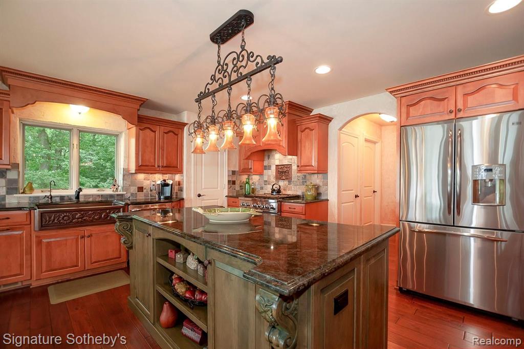 204 Gallogly Road Lake Angelus, MI 48326 - Photo 22 of 85