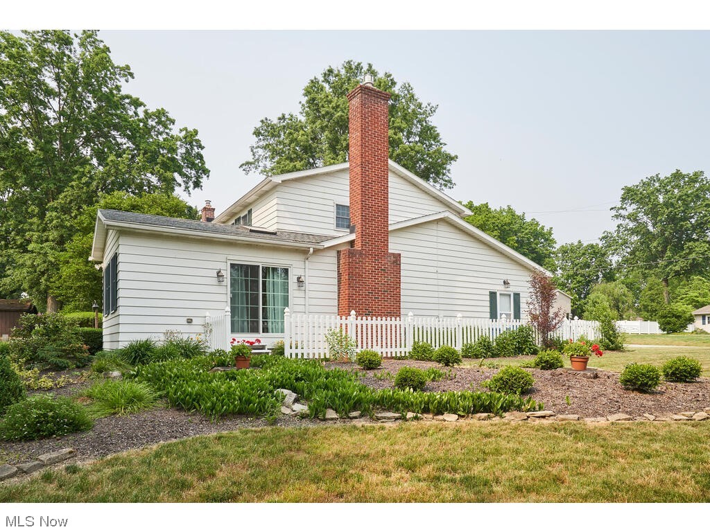 994 Southwold Road Akron, OH 44321 - Photo 4 of 29