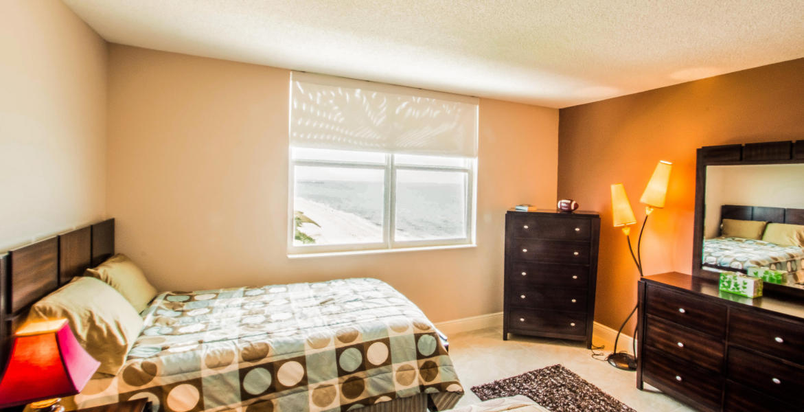 3450 South Ocean Boulevard, Unit 708 Palm Beach, FL 33480 - Photo 17 of 33 GUEST BEDROOM()