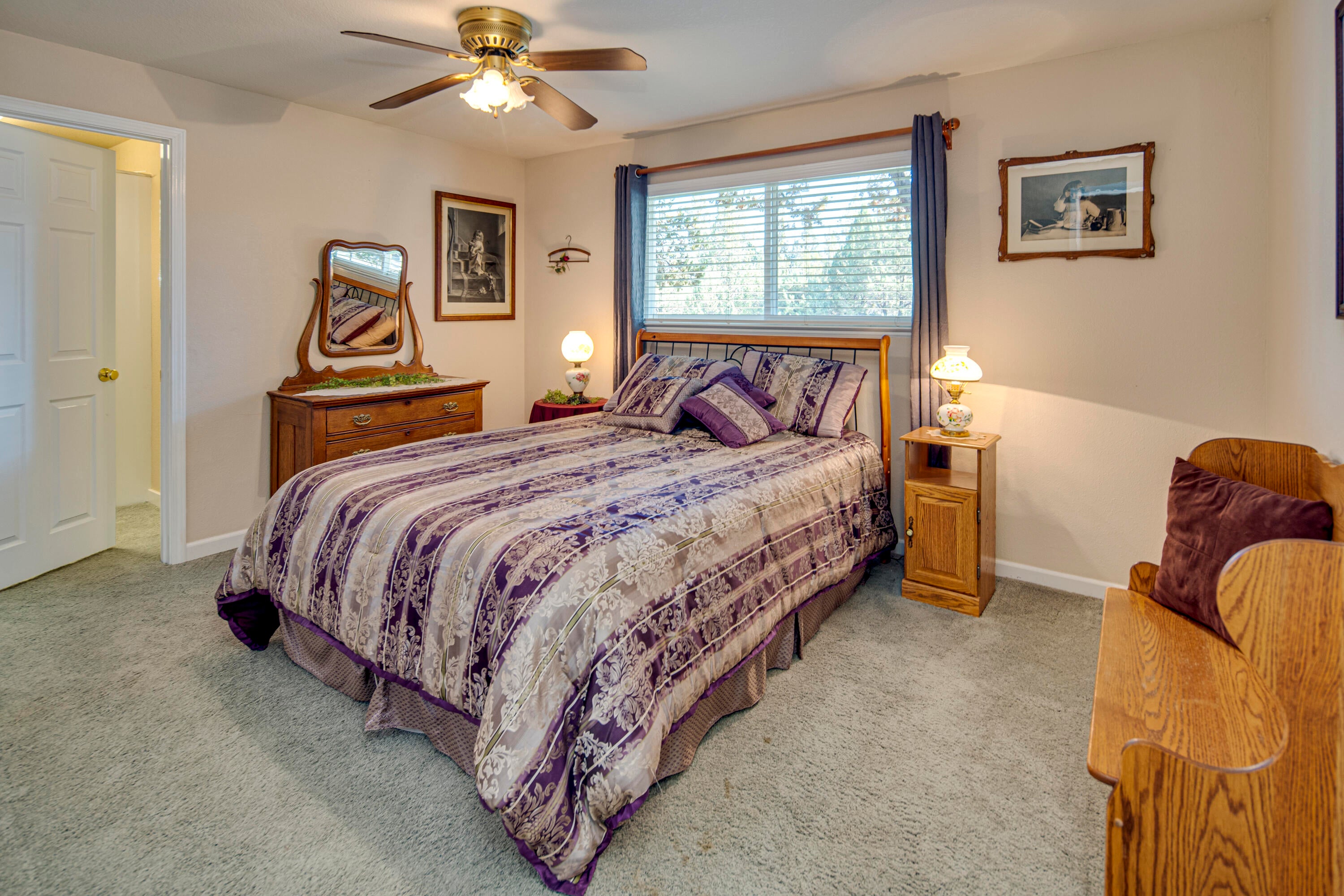 22075 Bear Creek Road Bend, OR 97701 - Photo 27 of 95 22075-472