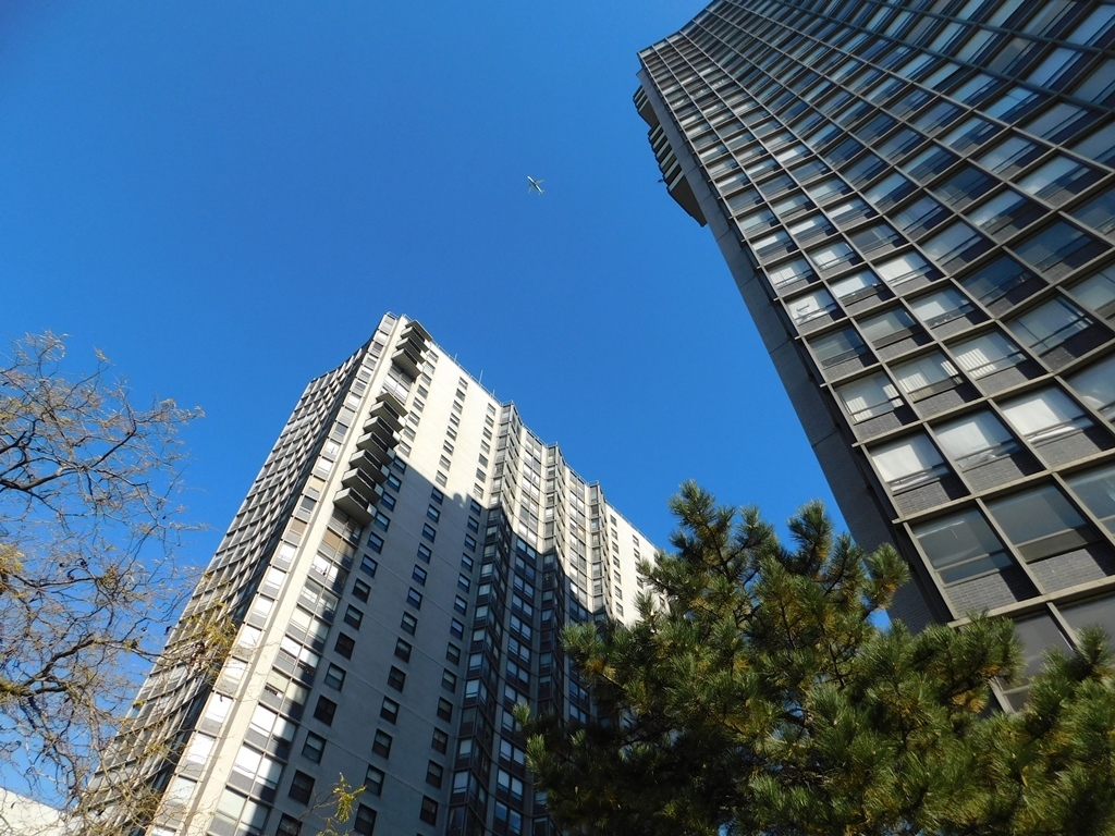 5701 North Sheridan Road, Unit 12L Chicago, IL 60660 - Photo 1 of 42
