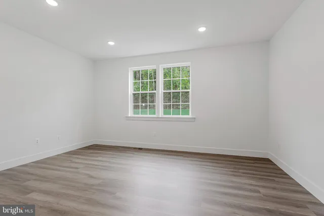 $999,999 | 2024 St James Road, Accokeek, MD 20607