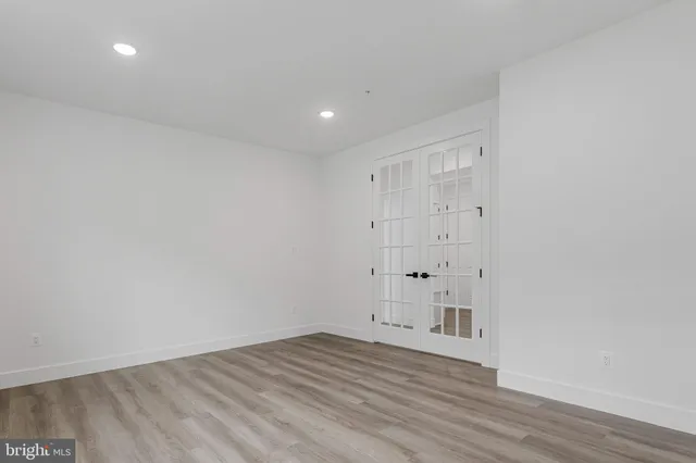 $999,999 | 2024 St James Road, Accokeek, MD 20607