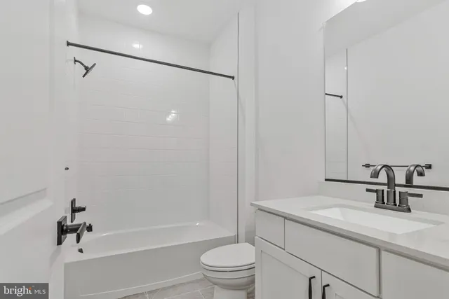 $999,999 | 2024 St James Road, Accokeek, MD 20607