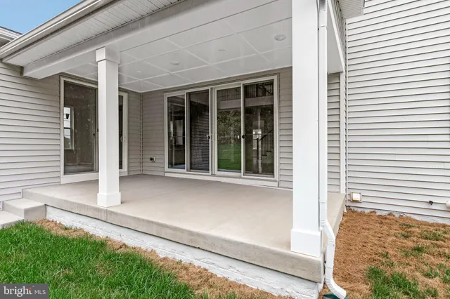 $999,999 | 2024 St James Road, Accokeek, MD 20607