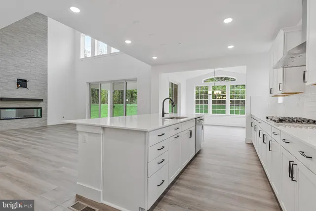 $999,999 | 2024 St James Road, Accokeek, MD 20607