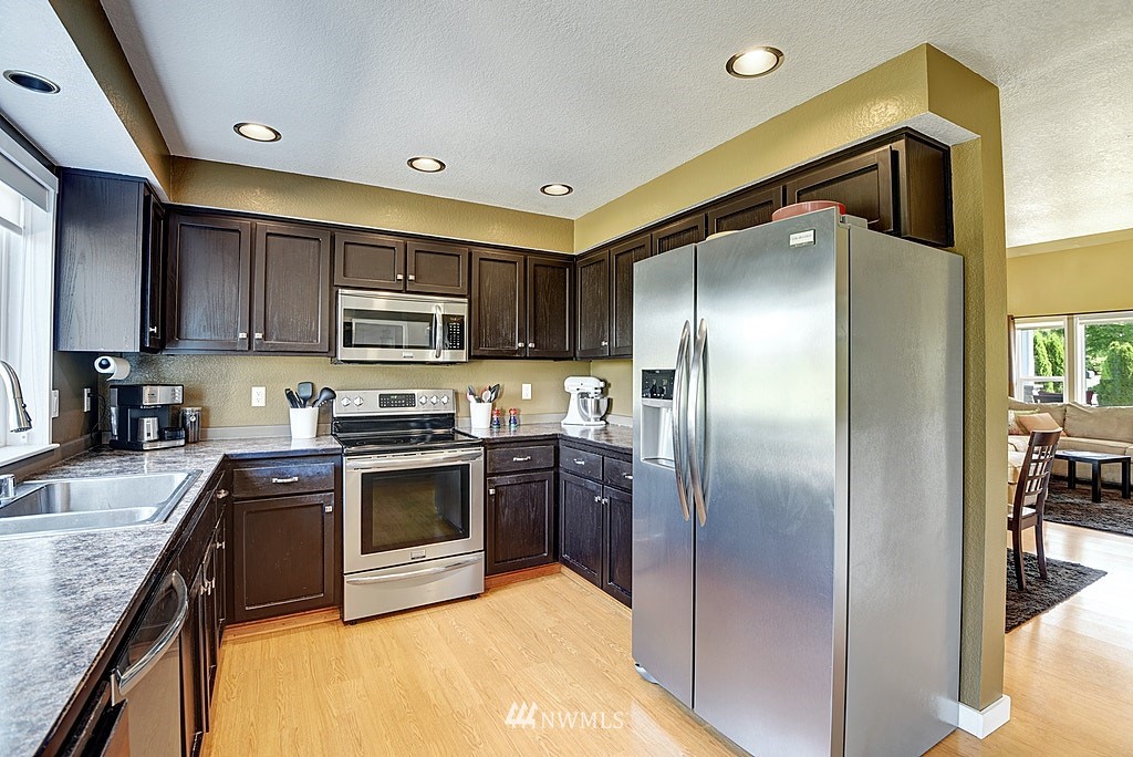 15130 41st Avenue Southeast Bothell, WA 98012 - Photo 8 of 25 Gallery Image 8